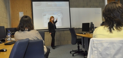 Deborah Arnold introduces the training workshop on animation Deborah Arnold introduces the training workshop on animation